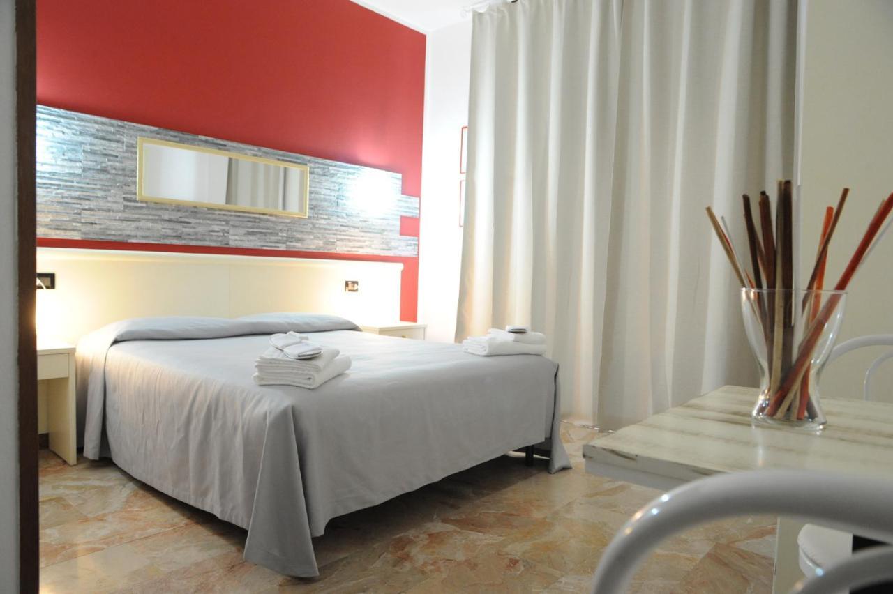Hotel Del Ponte Cesate Екстер'єр фото
